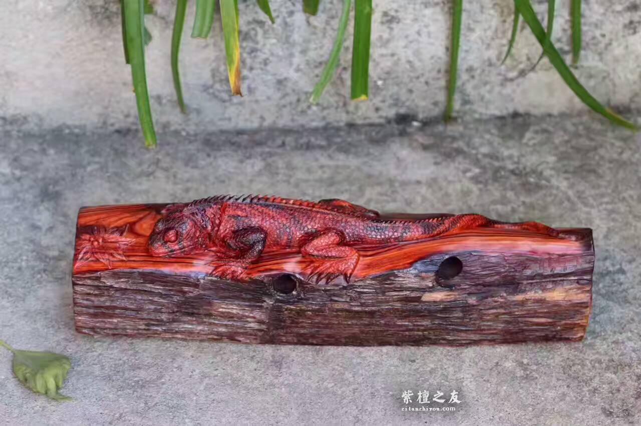 小叶紫檀工艺品《七彩蜥蜴》寓意招财做工精致值得收藏-3