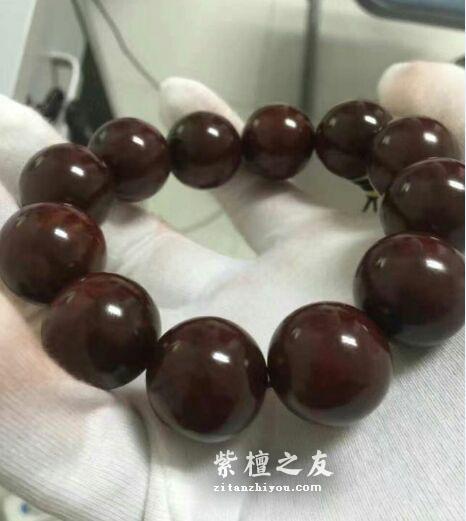 新手必知：小叶紫檀手串有3“怕”，玩家要当心！-3