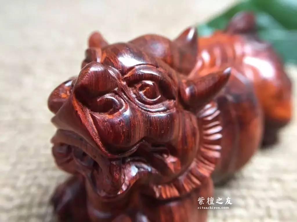 小叶紫檀手把件《貔貅》可辟邪镇宅招财-6