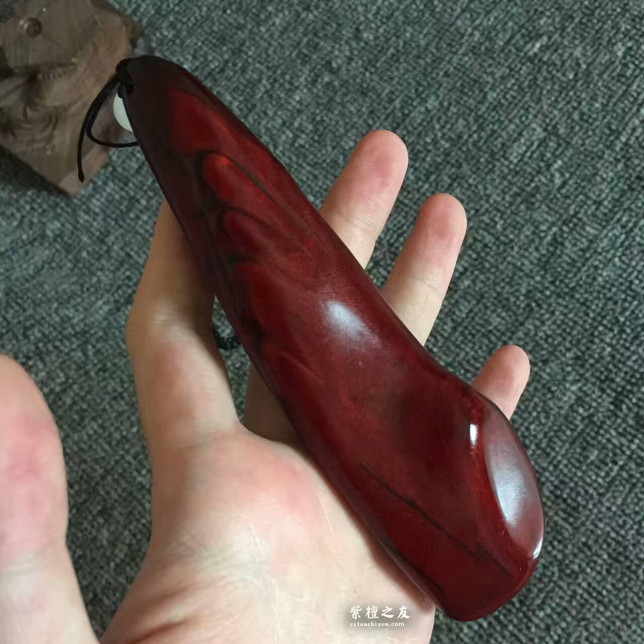 小叶紫檀中的王者《羽翼》手把件 完美无瑕鱼鳞底-9