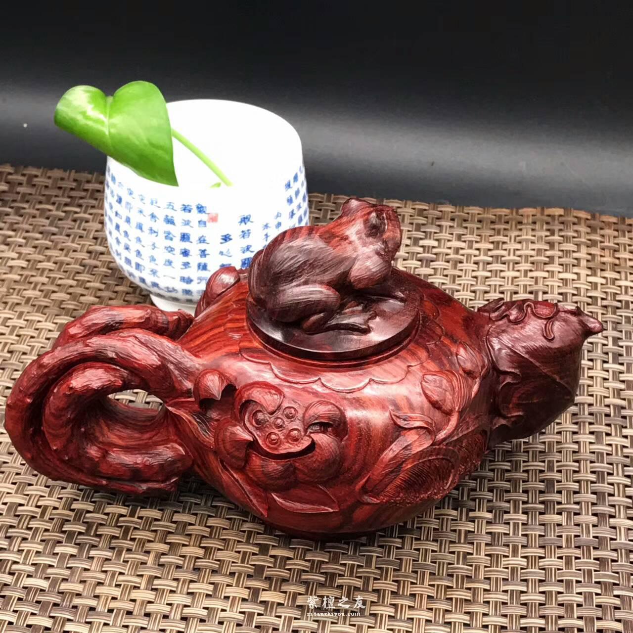 印度小叶紫檀壶把件 精雕荷花青蛙纯手工雕刻-3