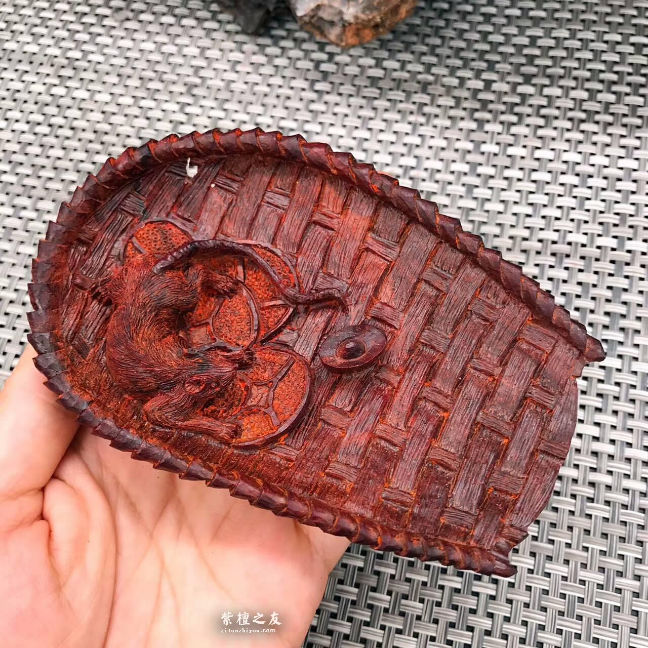小叶紫檀工艺品《数钱》创意设计寓意财源滚滚送礼佳品-4