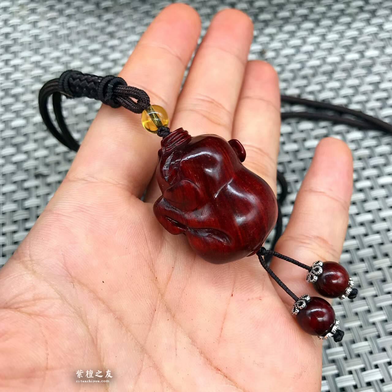 印度小叶紫檀小雕件小猪 高密度泥料带些许金星搭配天然水晶-9