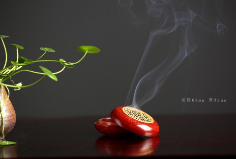 小叶紫檀熏香手炉  红袖添香夜读书