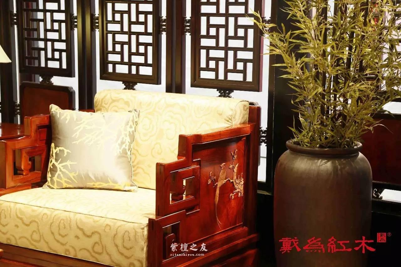 浅析一款红木梳化中隐含的传统文化与现代生活的结晶-1
