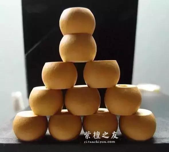 小葫芦加紫檀边角料，竟然能做出这么好看的手串-4