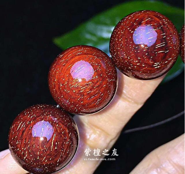 为什么我的小叶紫檀手串会变得乌突突的？-3