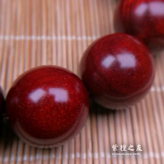胶磨的小叶紫檀你分的出吗？-1