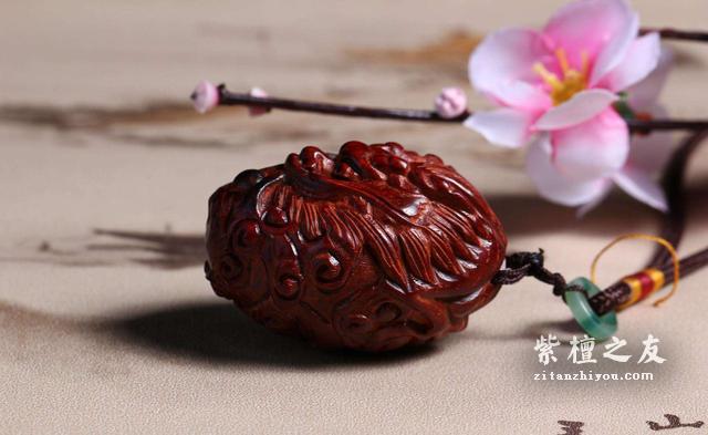 新手玩家注意了：所谓的老料小叶紫檀就是一个坑！-4