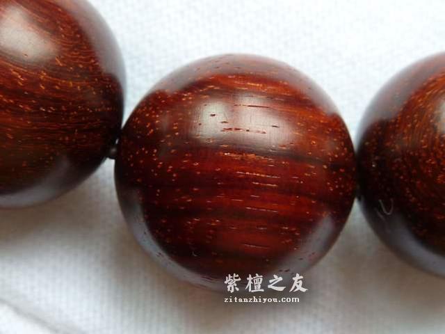小叶紫檀从来就不是低端文玩，市场那些几十块钱的都是哪来的？-4