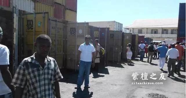 一根大叶檀，半本黑白道：大叶紫檀的江湖野史！-8