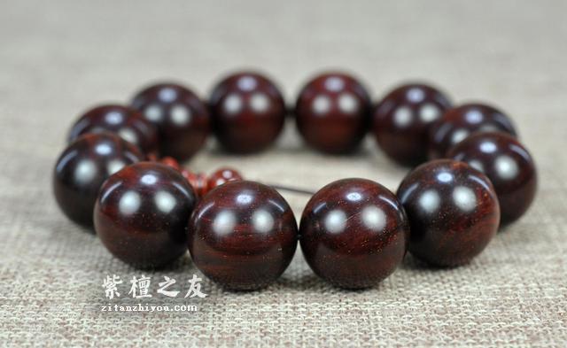 小叶紫檀发黑怎么办？-1