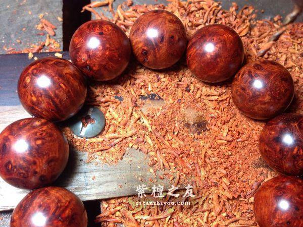 小叶紫檀手串的市场价格，你请的是属于哪一款？-2
