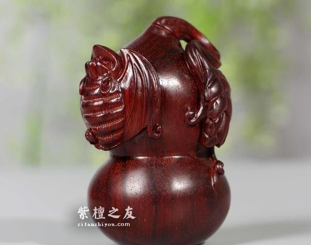 什么是鸡血紫檀？他和普通紫檀有什么区别吗？-2