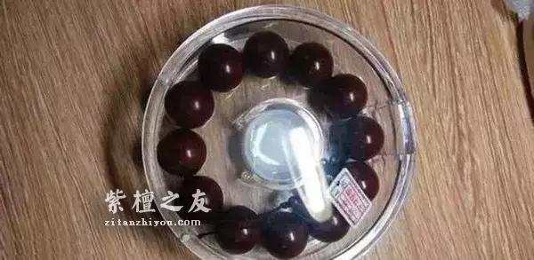 小叶紫檀手串的冬季养护与预防开裂总结-5