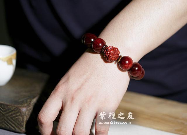 紫檀手串怎么盘？谨记“六盘”、“五不宜”！-4