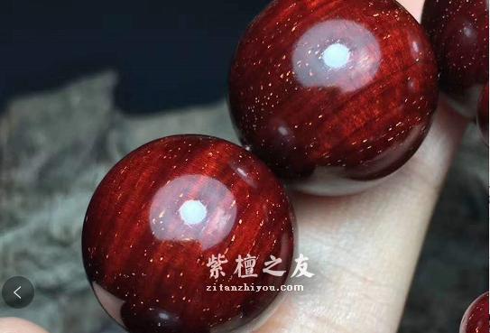 小叶紫檀手串在不同的“手”上可以达到什么效果-3