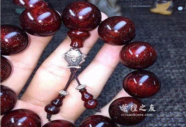 小叶紫檀怎么盘完才能使它完美包浆？这可是有方法的！-3