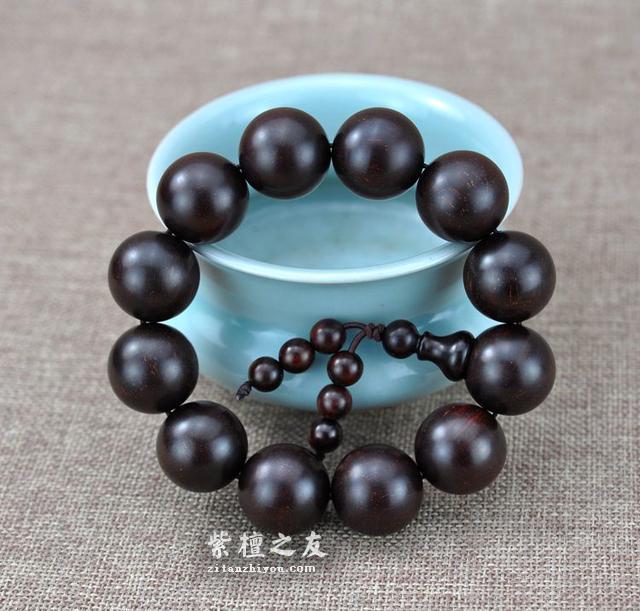 烈日炎炎，如何让小叶紫檀安然度夏呢？-1