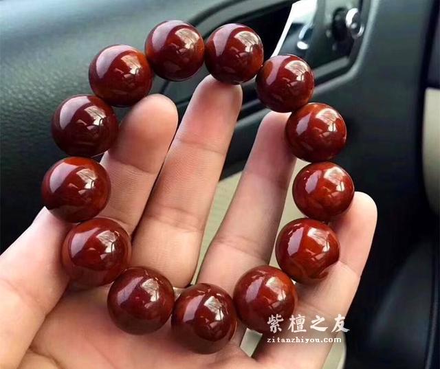 盘玩小叶紫檀的三大注意事项，一不小心就会毁了你的手串！-3